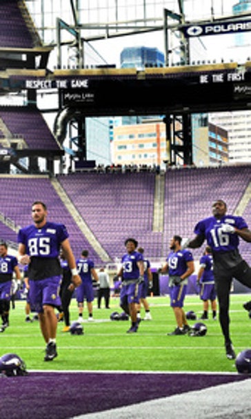 Vikings host Chargers in new stadium debut
